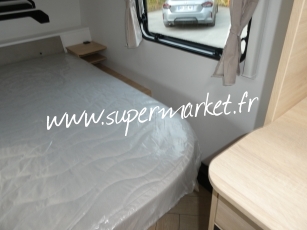 Caravelair - Sport line 480 Lit central AVEC STORE OU AUVENT