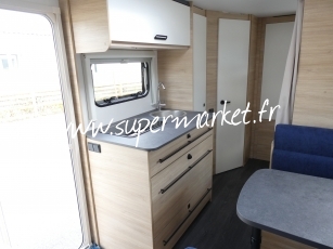 Caravelair - Alba 496 6 places avec Auvent ou store + 3 packs