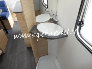 Caravelair - Alba 496 6 places avec Auvent ou store + 3 packs