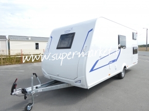 Caravelair - Alba 496 6 places avec Auvent ou store + 3 packs