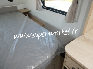 Caravelair - Sport line 480 Lit central avec AUVENT OU STORE